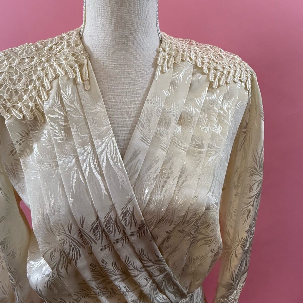 Elegant Cream Wrap Dress with Button Detail - Picture 2 of 10